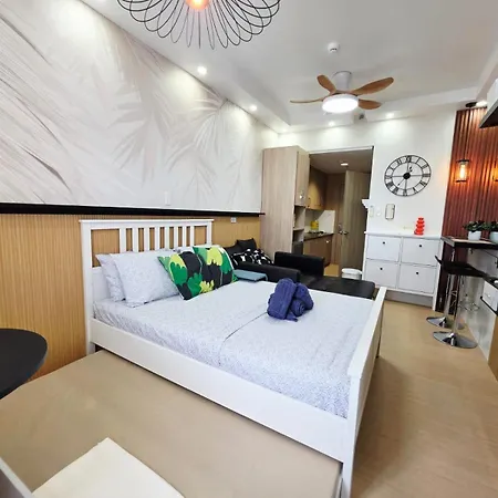 Near Malls Airport Mall Of Asia Condotel