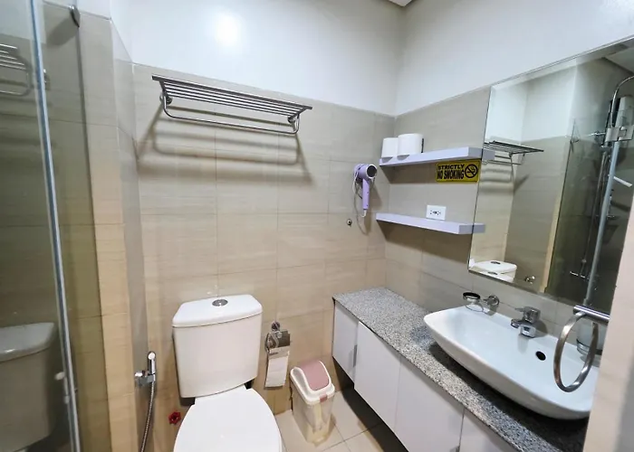 Near Malls Airport Mall Of Condotel Manila