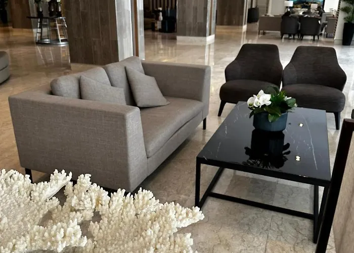 Hotel Near Malls Airport Mall Of Condotel 4*