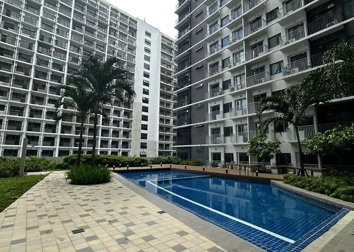Near Malls Airport Mall Of Condotel Hotel 4*