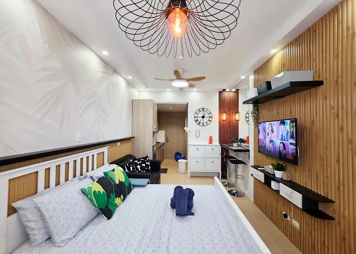 Near Malls Airport Mall Of Condotel 4* Manila